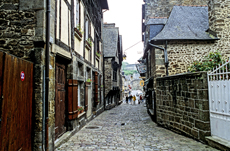 Dinan