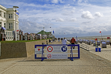 Norderney: DIE Thalassoinsel. Der Weststrand. Die Rauch- und Fahrradfreihe Zone.