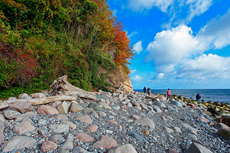 Kreidefelsen Rügen - der Hochuferweg. Die kleine Reise beginnt in Sassnitz über die Strandwegvariante bis zum letztmöglichen Strandaufstieg am Kieler Ufer.