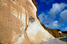 Kreidefelsen Rügen - der Hochuferweg. Die kleine Reise beginnt in Sassnitz über die Strandwegvariante bis zum letztmöglichen Strandaufstieg am Kieler Ufer.