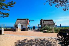 Scharbeutz - Im Süden der Lübecker Bucht, in direkter Nachbarschaft zum Timmendorfer Strand, liegt das mit seiner langen Strandpromenade und kilometerlangen, feinsandigen Themenstränden, Scharbeutz.