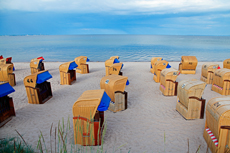 Scharbeutz - Im Süden der Lübecker Bucht, in direkter Nachbarschaft zum Timmendorfer Strand, liegt das mit seiner langen Strandpromenade und kilometerlangen, feinsandigen Themenstränden, Scharbeutz.