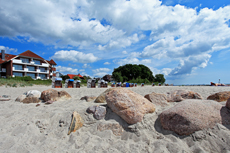 Scharbeutz - Sierksdorf. Das malerische kleine Sierksdorf liegt in der Mitte der Lübecker Bucht.